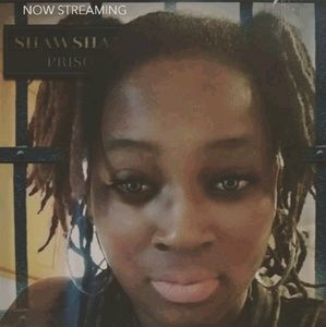 Meet your Posher, Carli